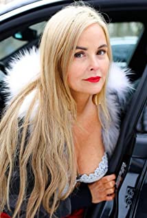 Stephanie Davison