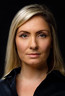 Laura Hooper