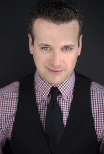 Simon MacIntyre