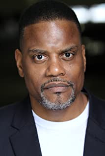 Roderic Lee